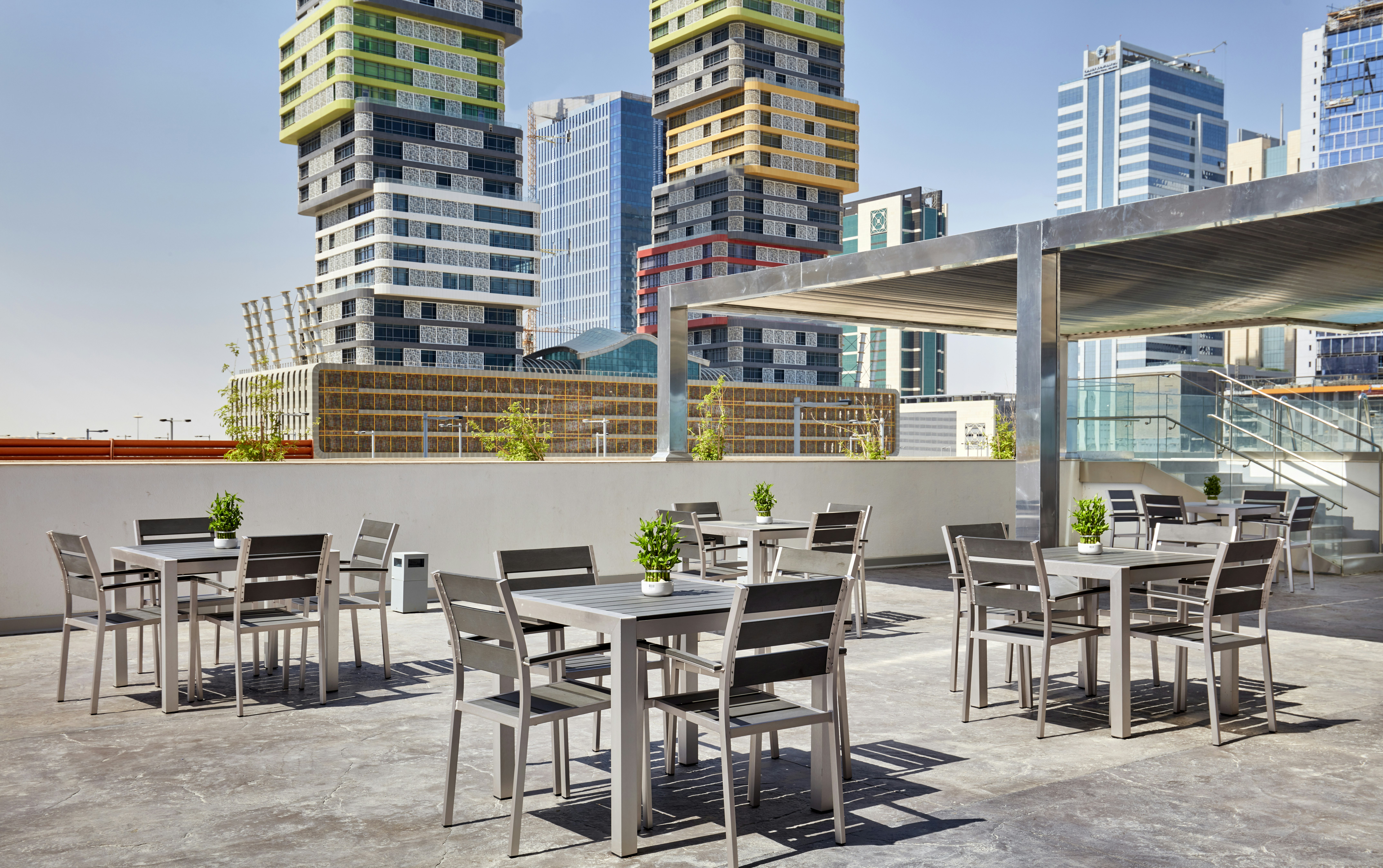 Staybridge Suites Doha Lusail 39/56