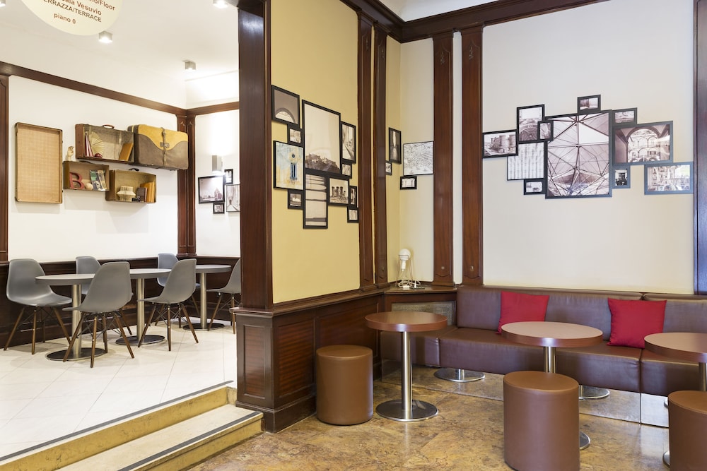 B&B Hotel Napoli 48/60