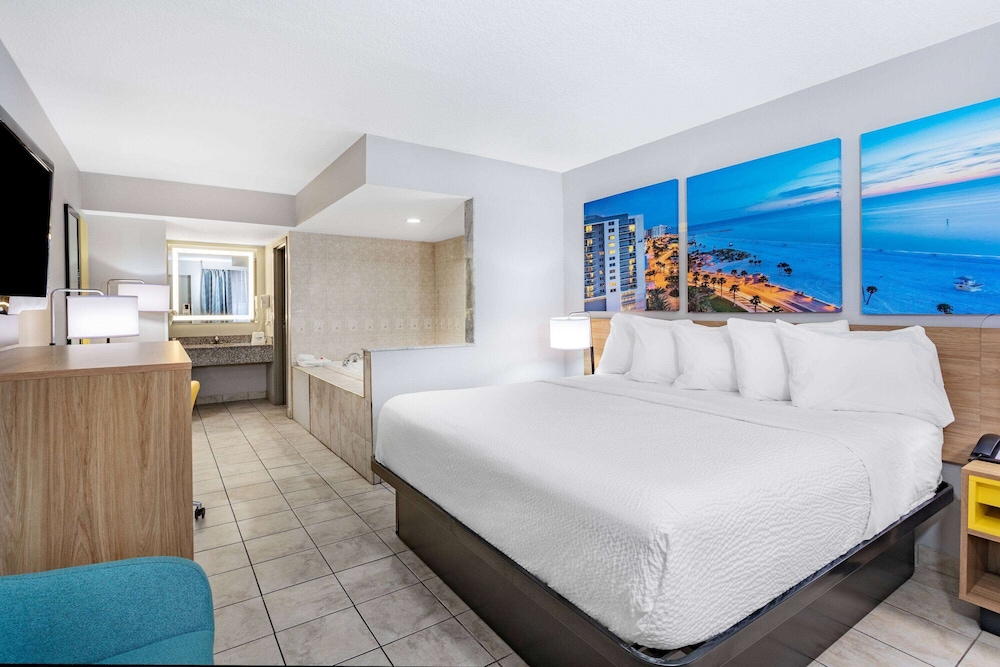 Deluxe, Suite, King Bed