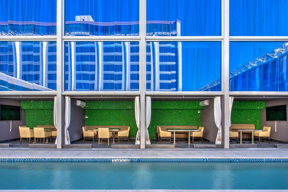 DoubleTree Houston Brookhollow 46/49