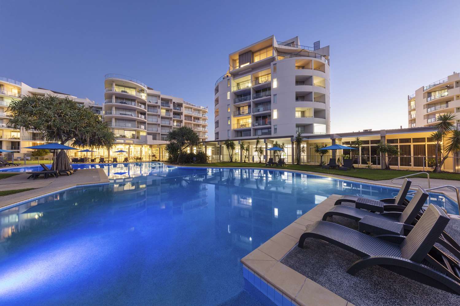 RAMADA BY WYNDHAM MARCOOLA BEACH 36/45
