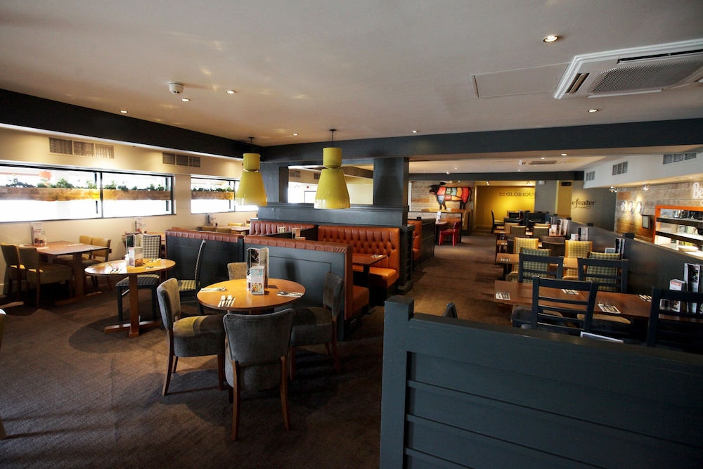 PREMIER INN TORQUAY 42/51