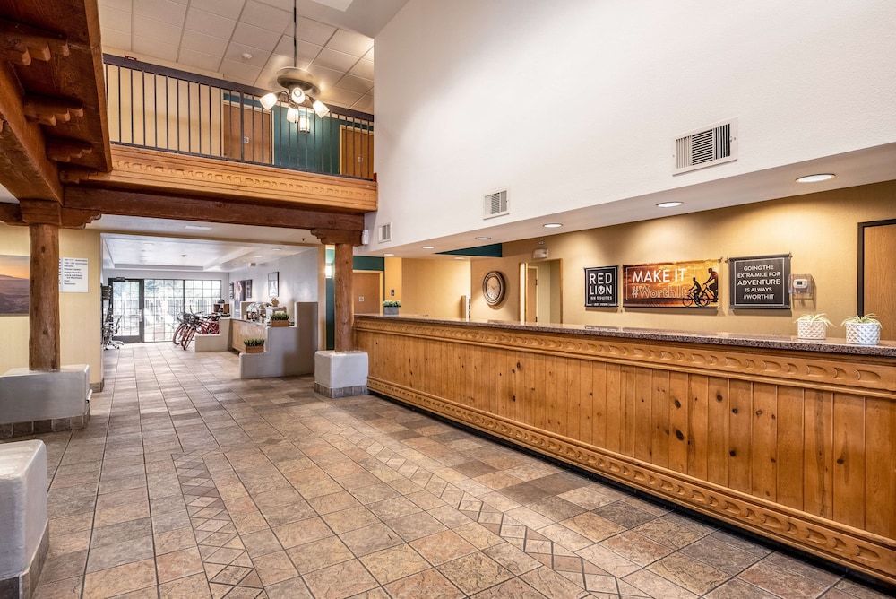 Red Lion Inn and Suites Goodyear Phoenix 6/36