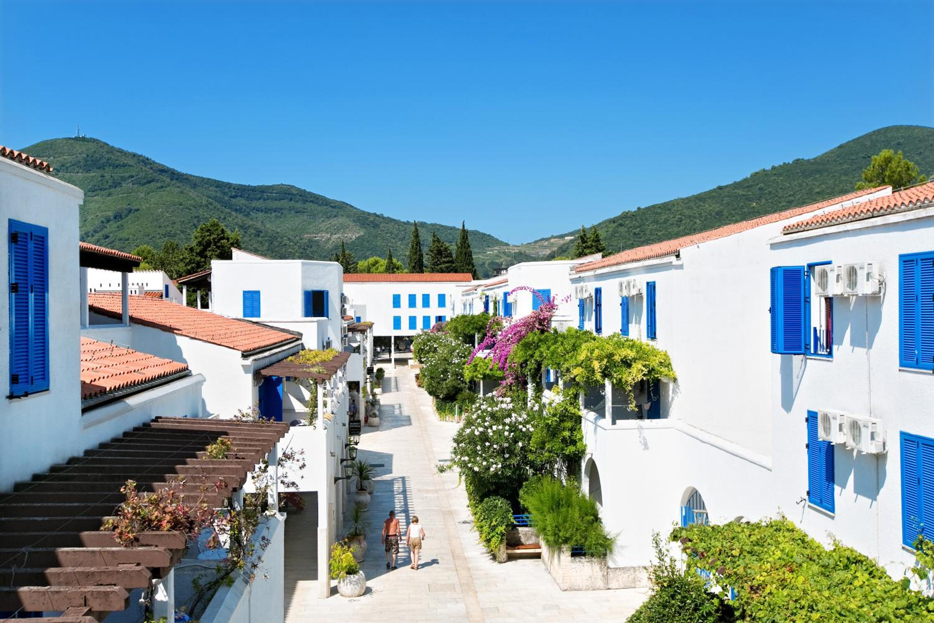 Slovenska Plaza 4 in BUDVA