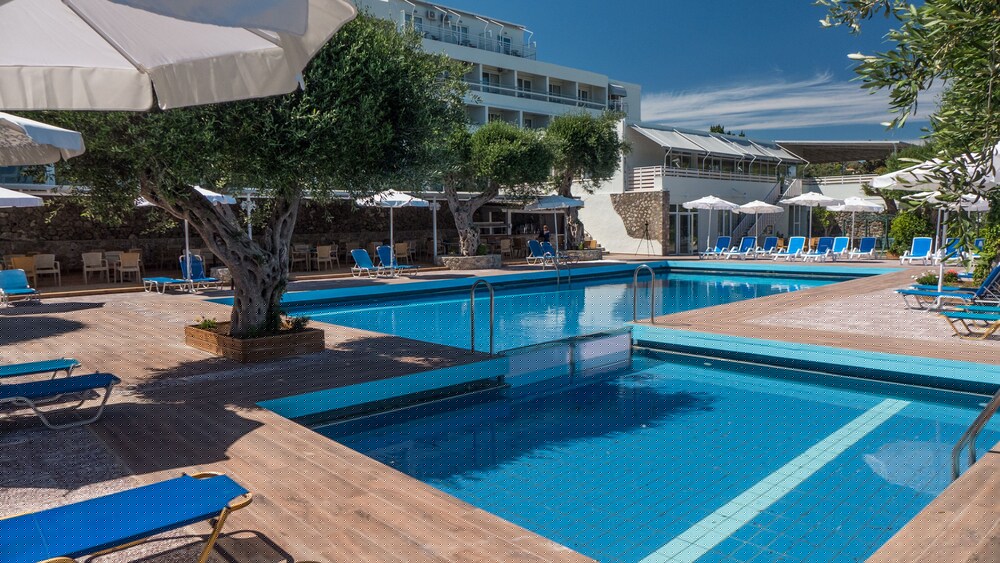 Golden Alexandros Hotel 8/22