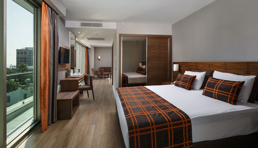 Side Sunport Hotel & Spa 16/50