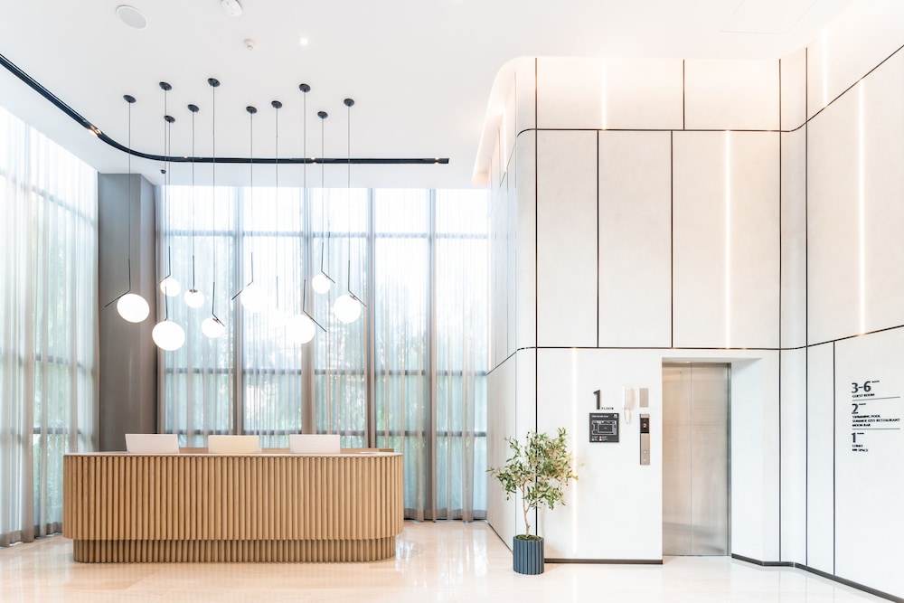 Mii Hotel Srinakarin 11/62