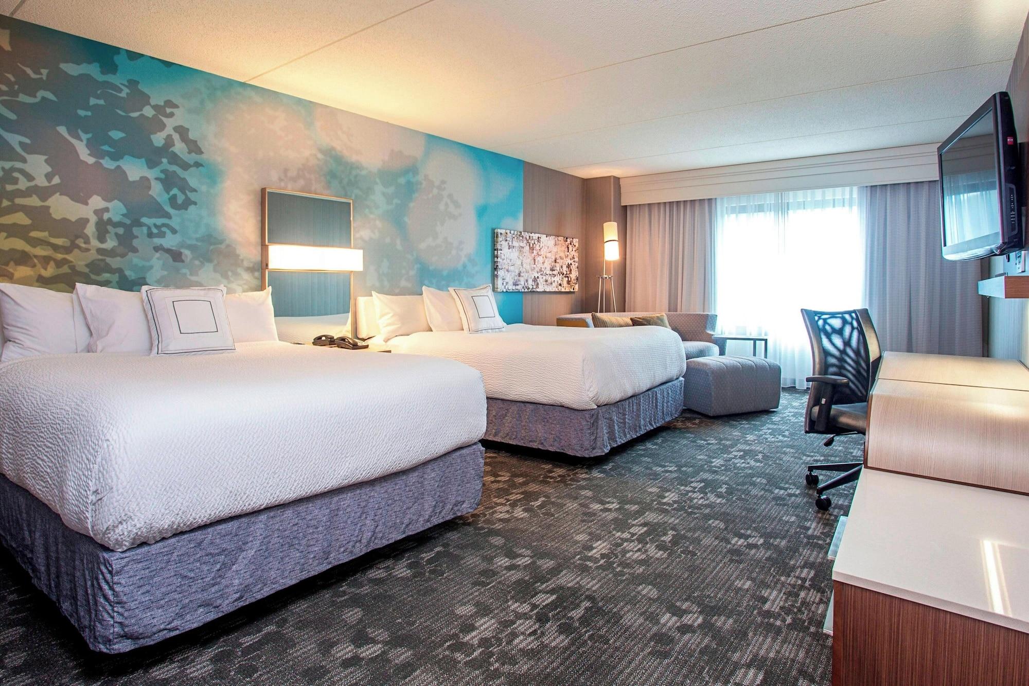 Room, Multiple Beds