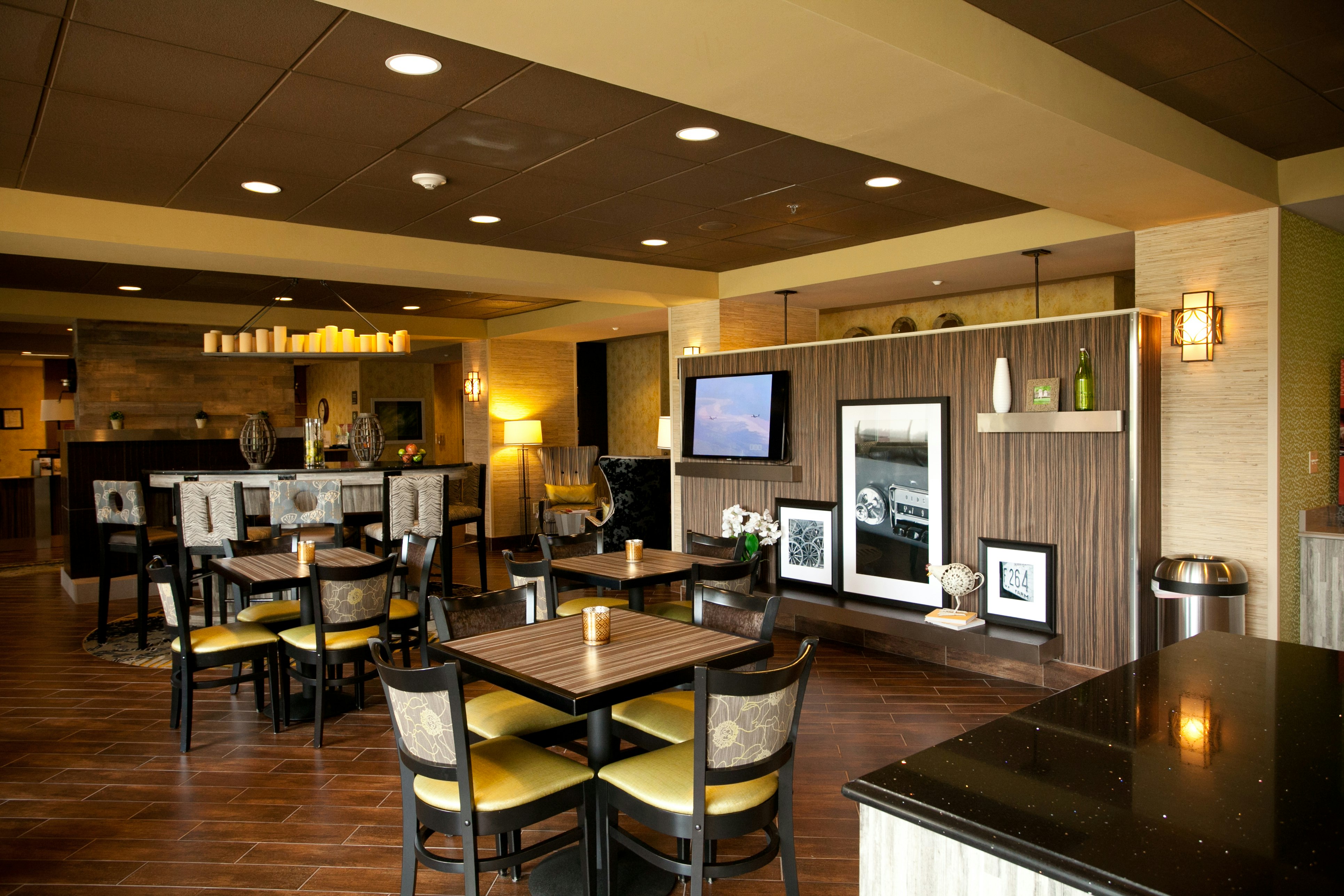 Hampton Inn Carrollton, GA 58/75