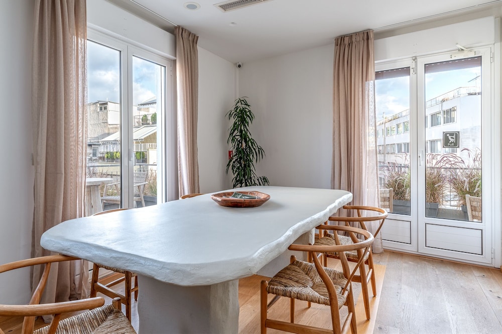 Lofus Bio Suites 26/50