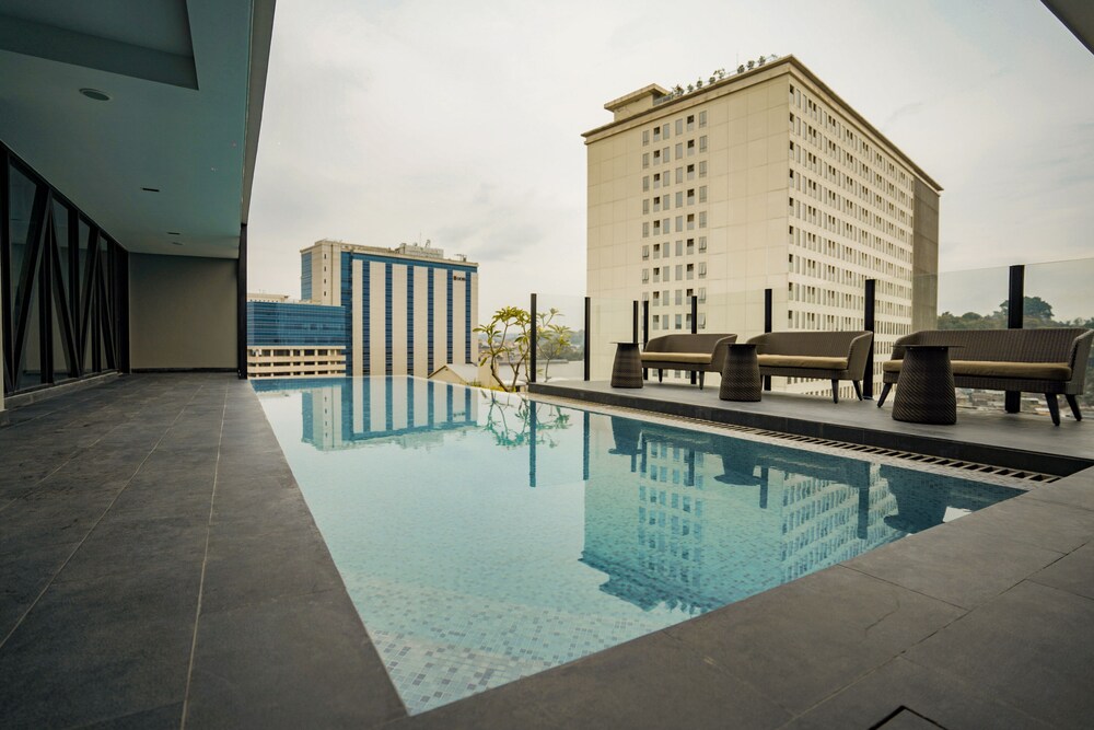 Awann Sewu Boutique Hotel and Suite 42/59