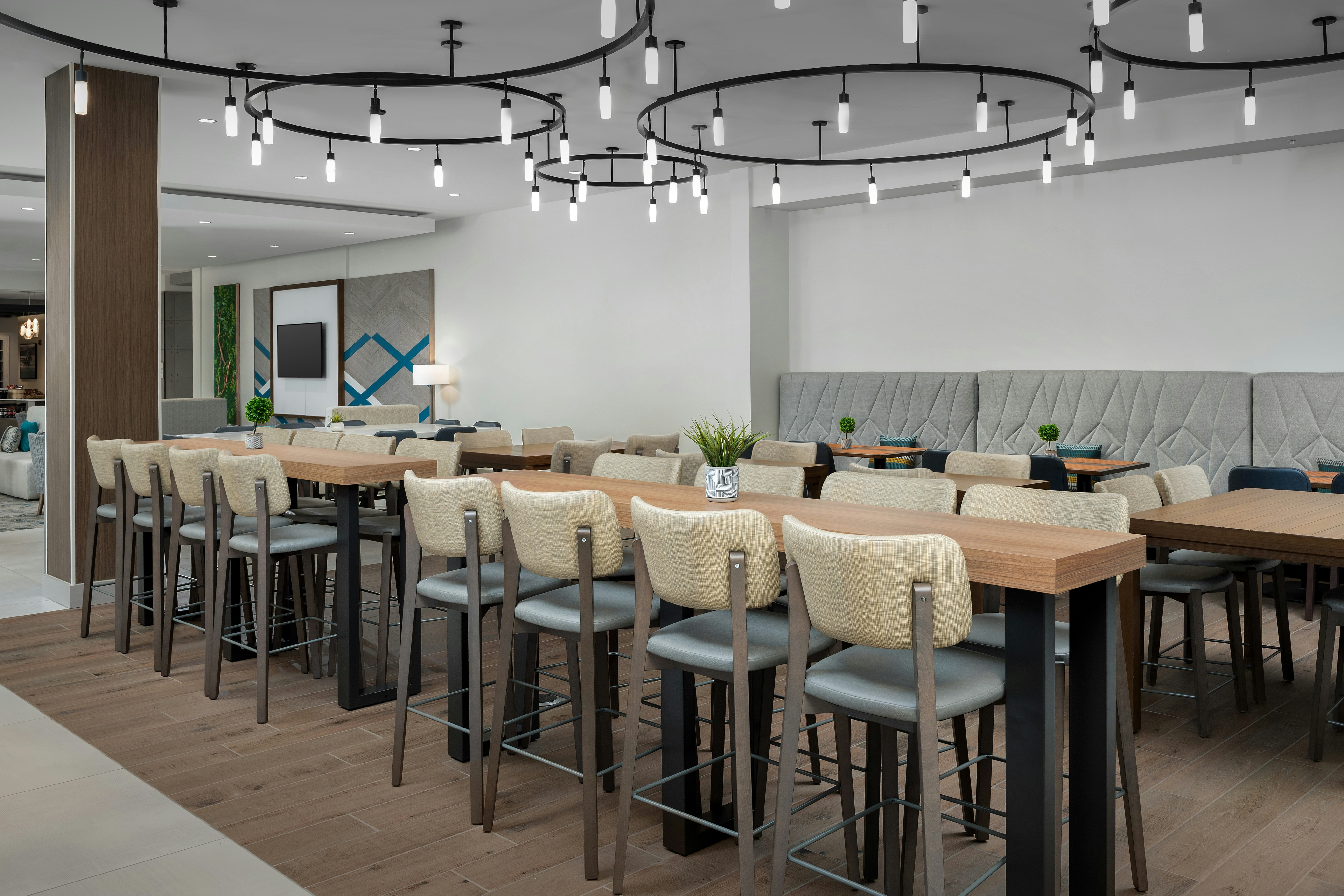 Hilton Garden Inn Florence Cincinnati Airport South 22/27