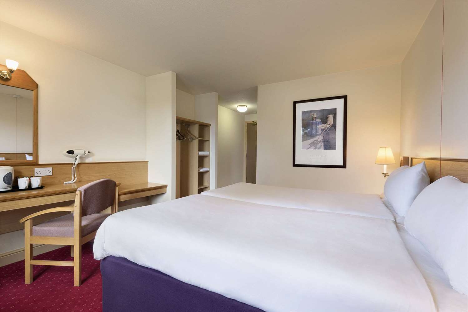 Days Inn by Wyndham Tewkesbury Strensham 16/20