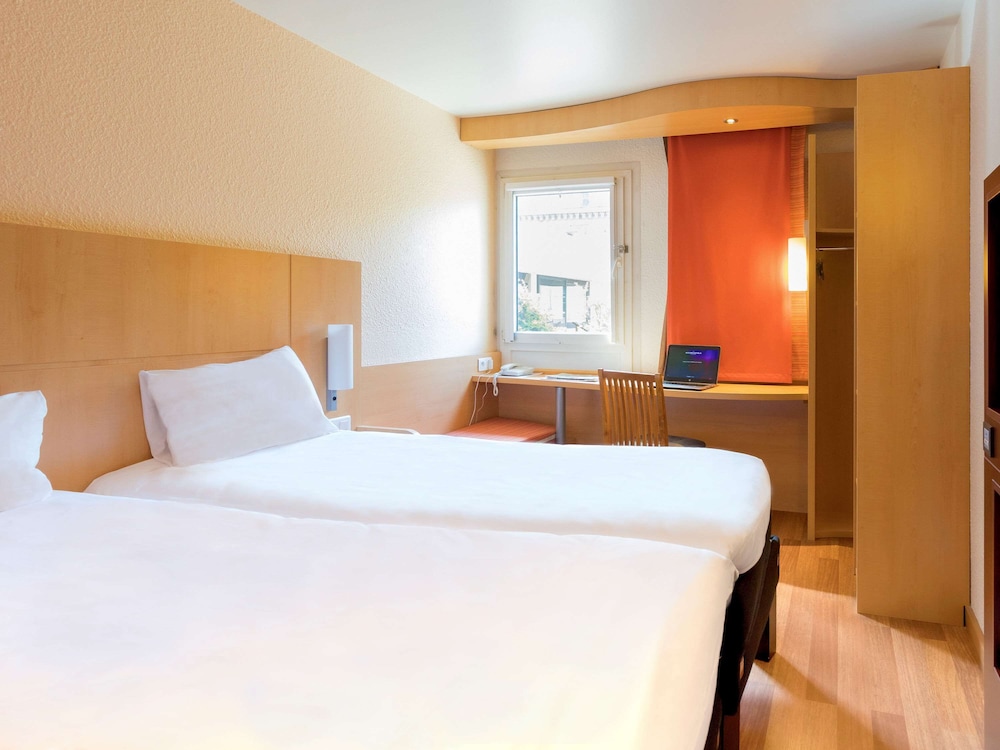 Ibis Grenoble Centre 20/67