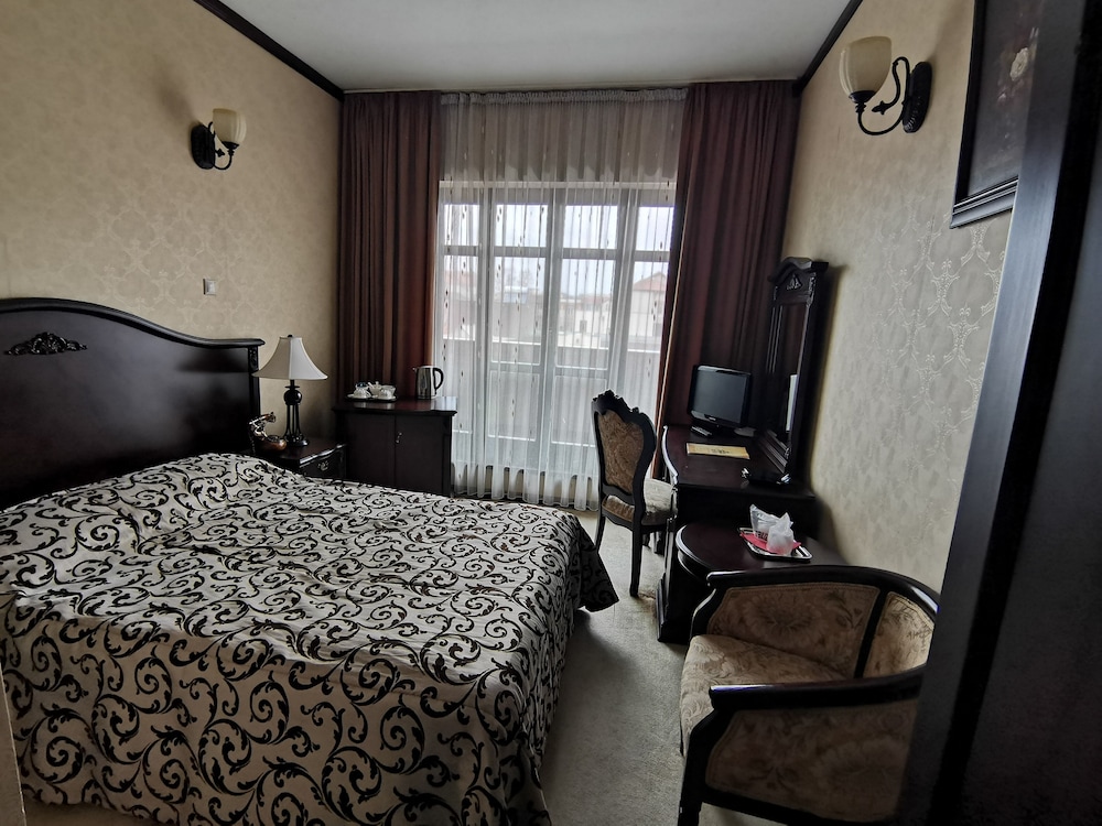 Hotel Carol 19/42