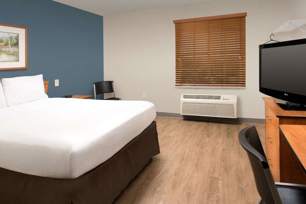 WoodSpring Suites Orlando North - Maitland 16/40