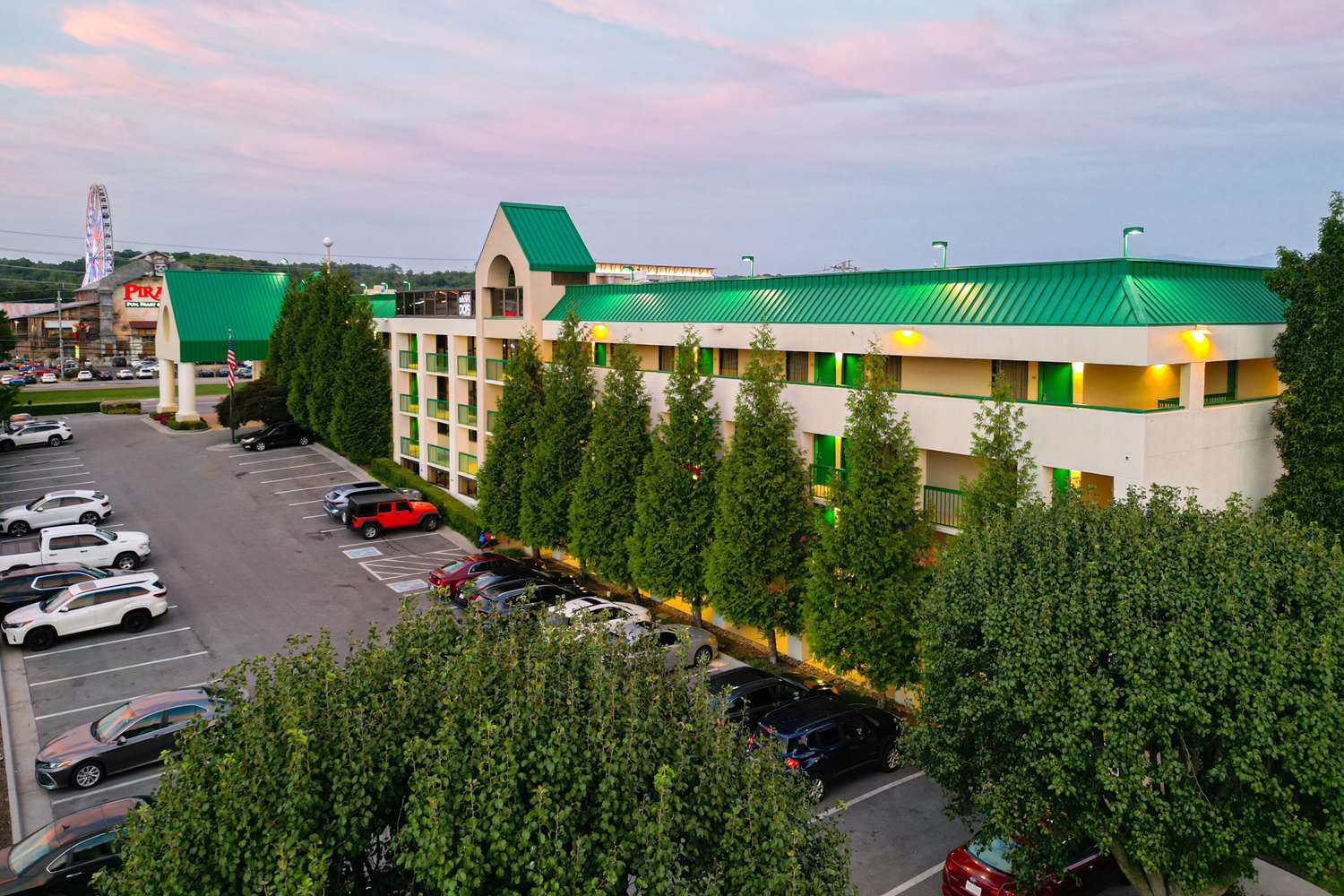 Quality Inn Near The Island Pigeon Forge 52/58