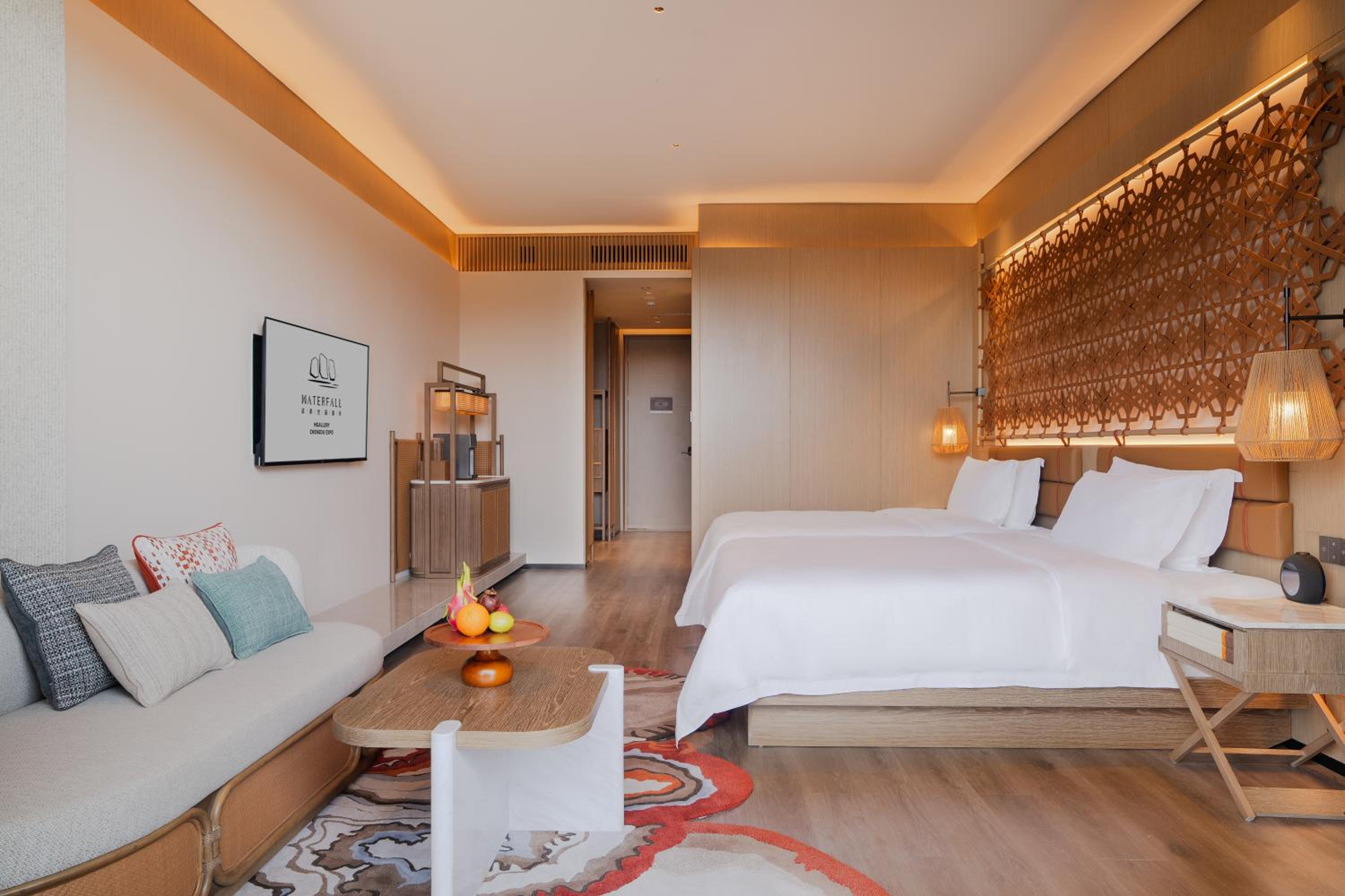 Superior, 2 Double Beds, Waterfall View