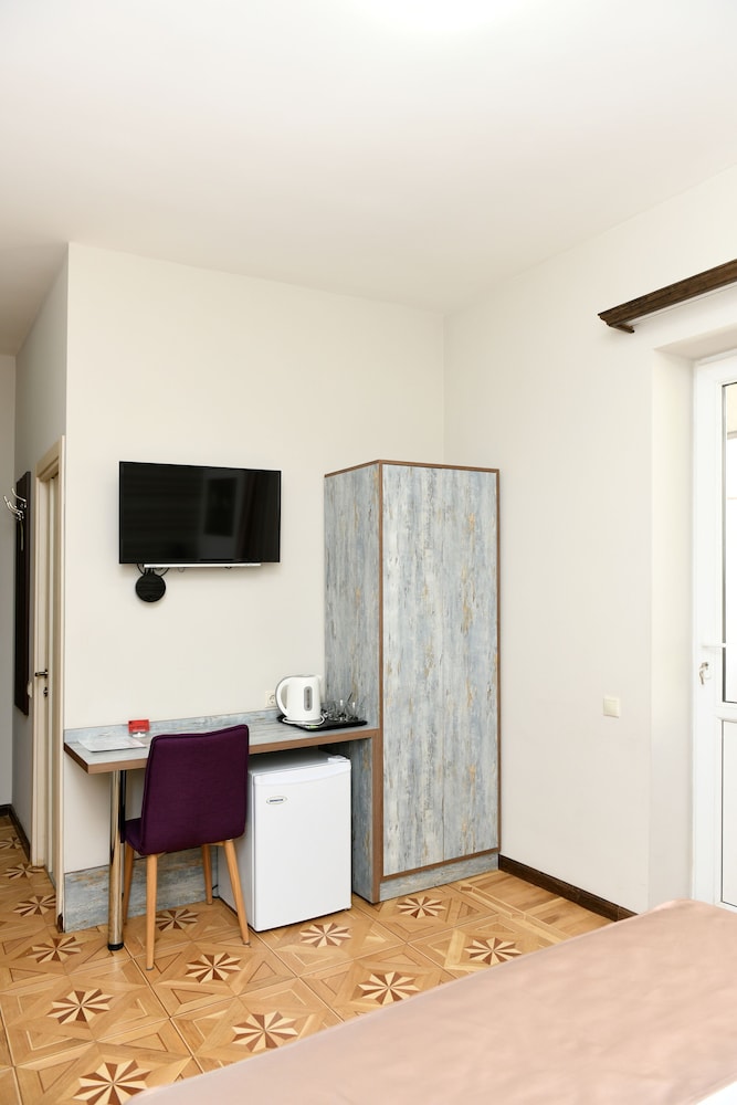 Yerevan Boutique Hotel 53/64