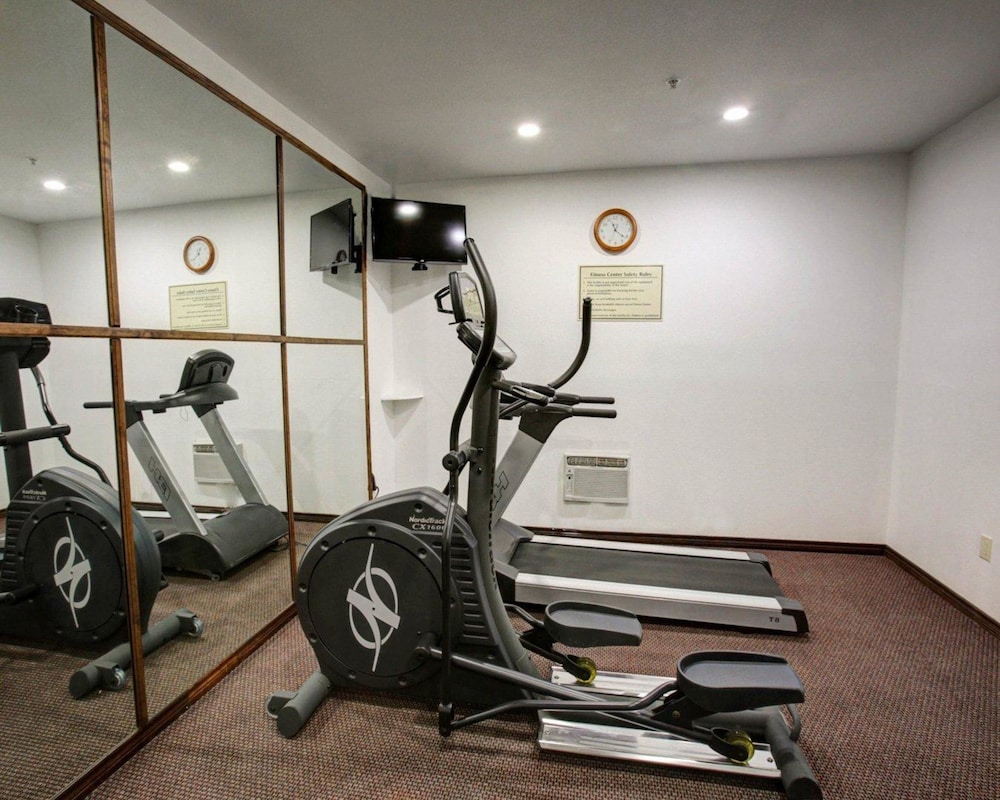 Quality Inn Rockdale TX 20/34