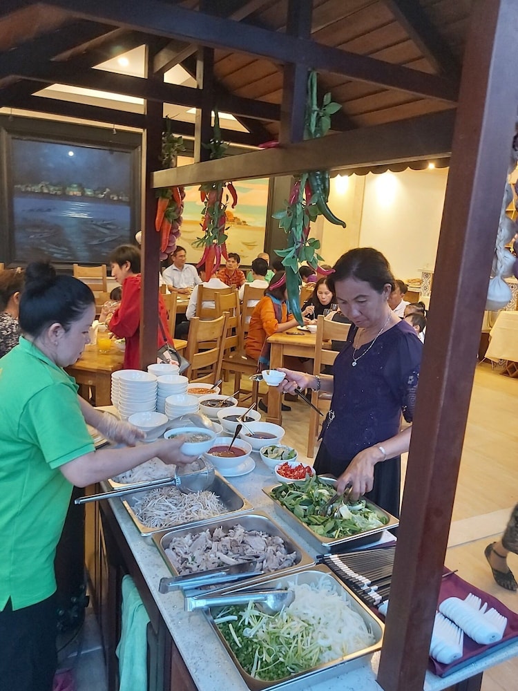 Lotus Garden Resort 41/55