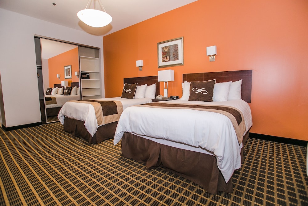 Pointe Plaza Hotel 16/32