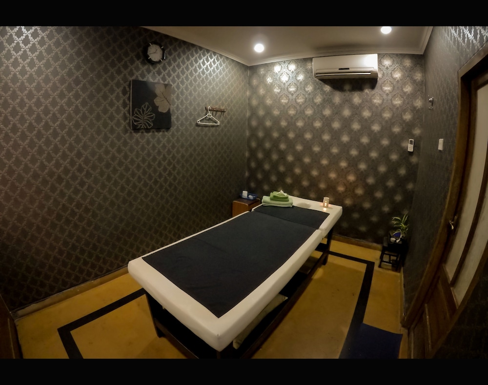 SAJ EARTH RESORT 37/71