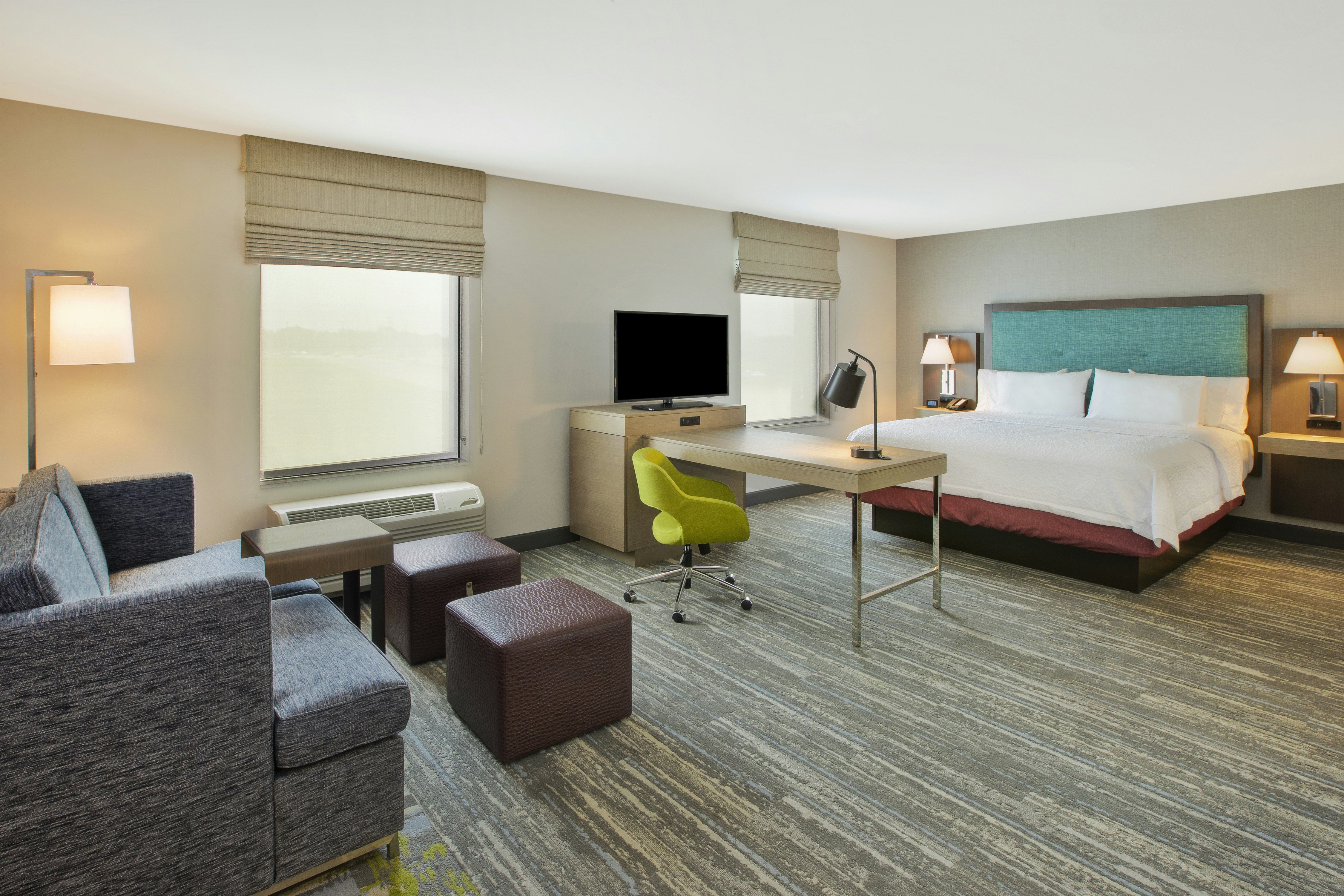 STUDIO, KING BED, ACCESSIBLE