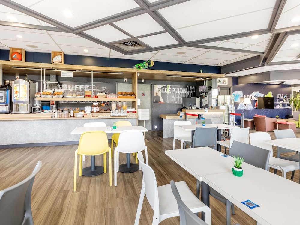 Hotel Ibis Budget de Fresnes 34/51