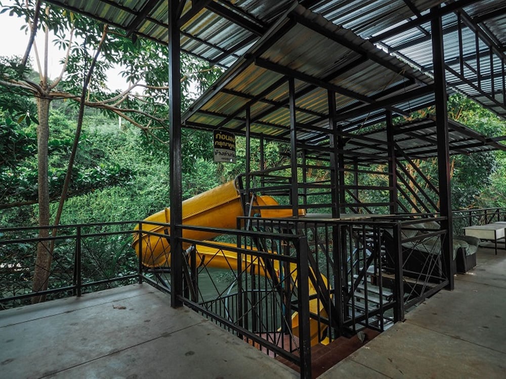 Natthapon Resort 64/76