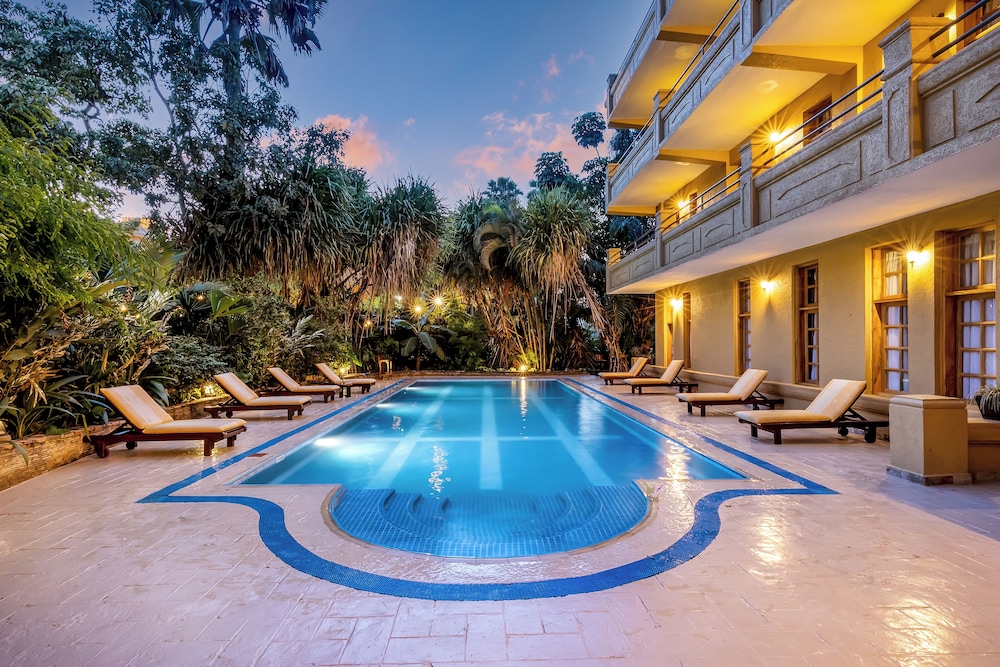 The Emin Pasha Hotel 38/46