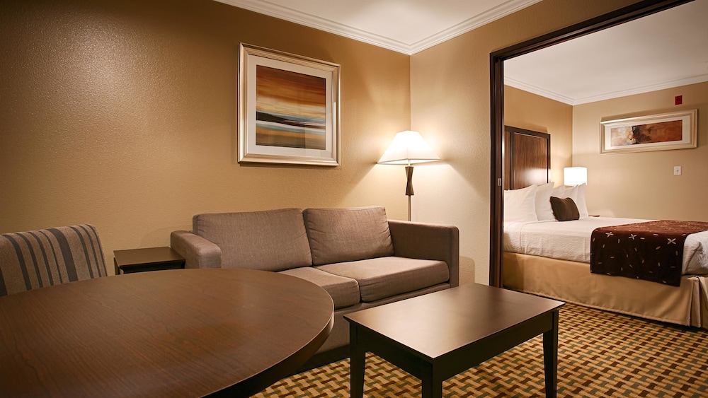 Best Western Plus Orchid Hotel & Suites 37/59