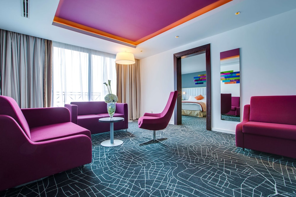 بارك إن باي راديسون الدمام(Park Inn By Radisson Dammam.) 50/73