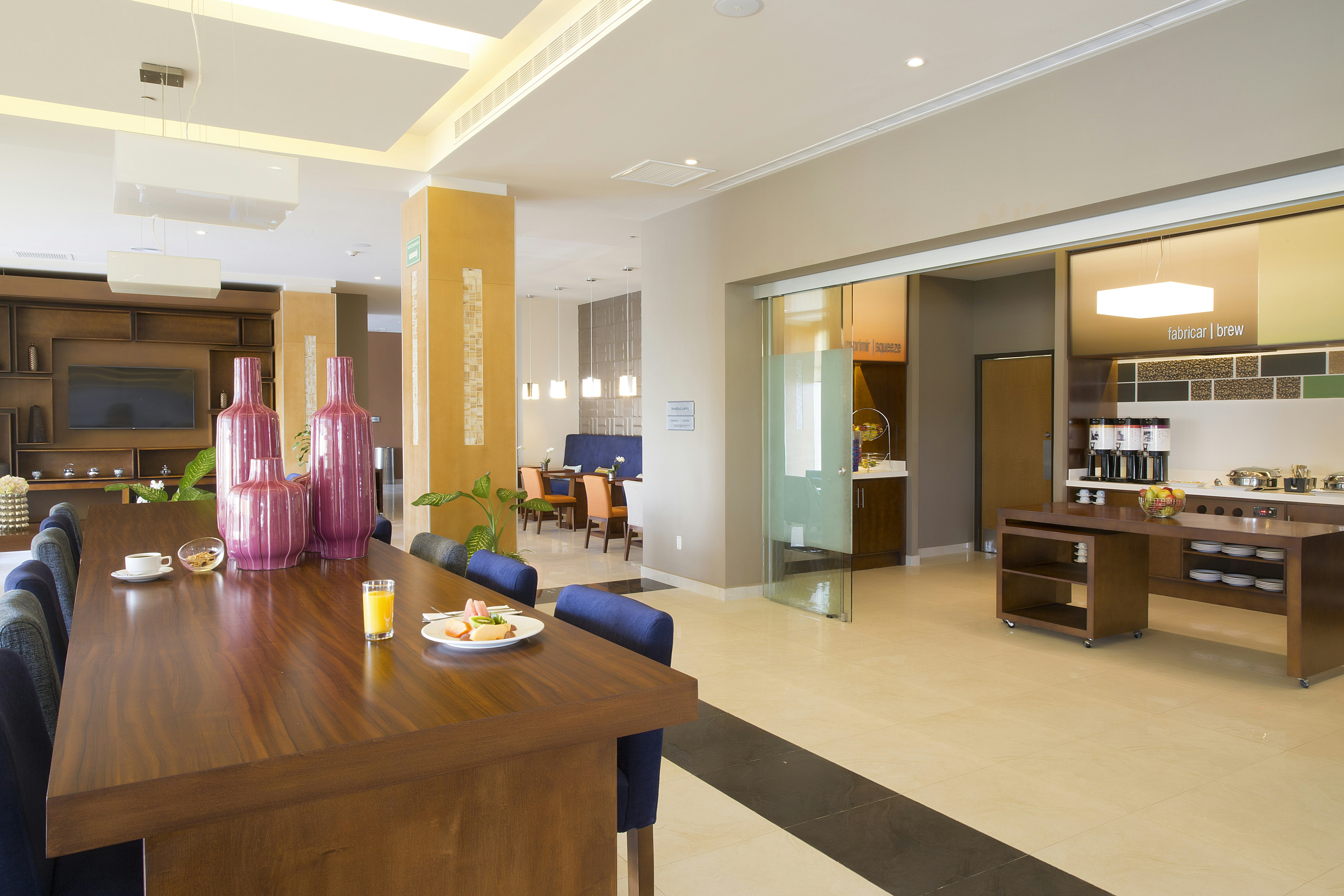 Hampton Inn & Suites by Hilton Paraiso 10/14