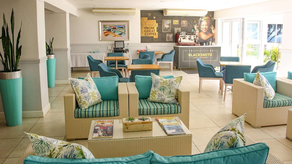 BLUE MARLIN HOTEL 58/84