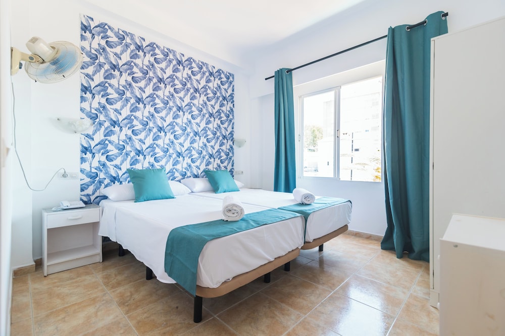 2 Bedrooms, Superior, Suite, 4 Beds, Terrace, Hotel Lis 5/10
