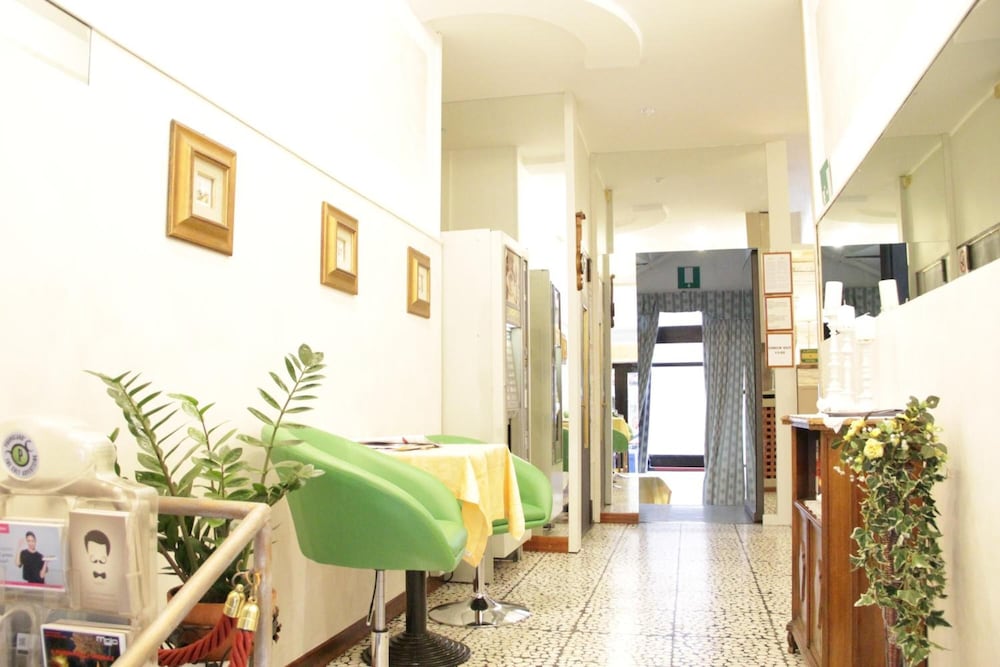 Hotel Del Sud 31/35