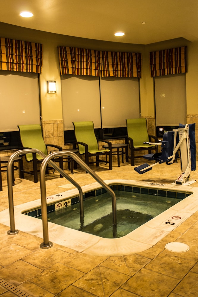 Hilton Garden Inn Pittsburgh/Cranberry 31/43