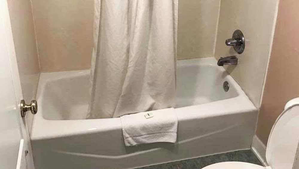 Magnuson Hotel Marietta 45/46