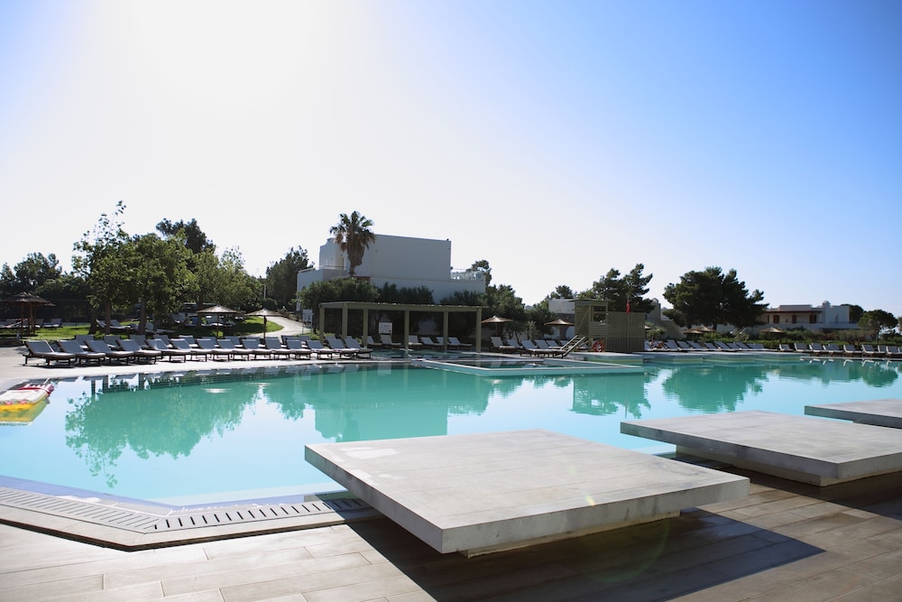 Almyra Hotel & Village 6/70
