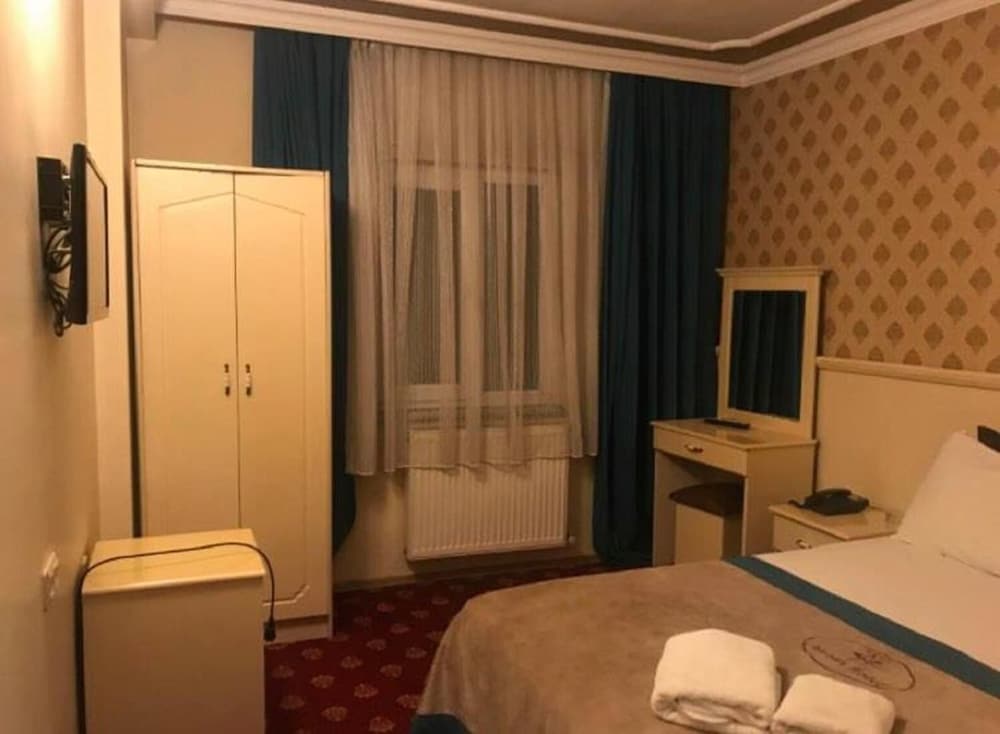 Nazar Hotel 20/40