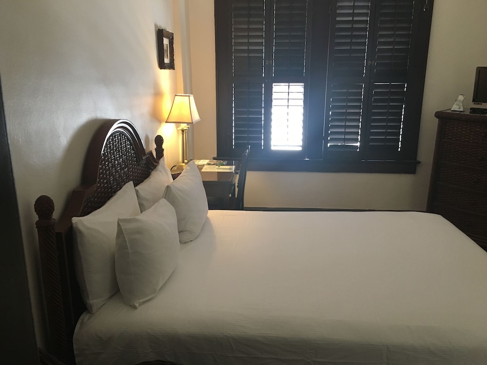 PARK PLAZA HOTEL 36/57