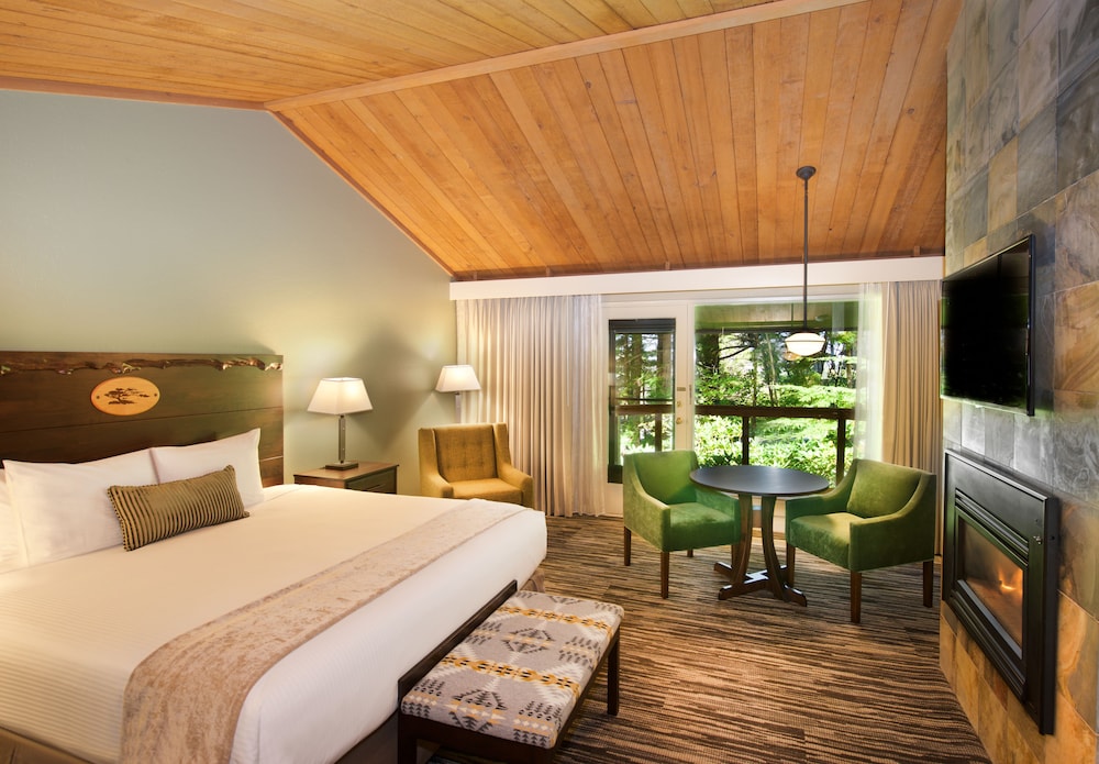 Salishan Coastal Lodge 11/40