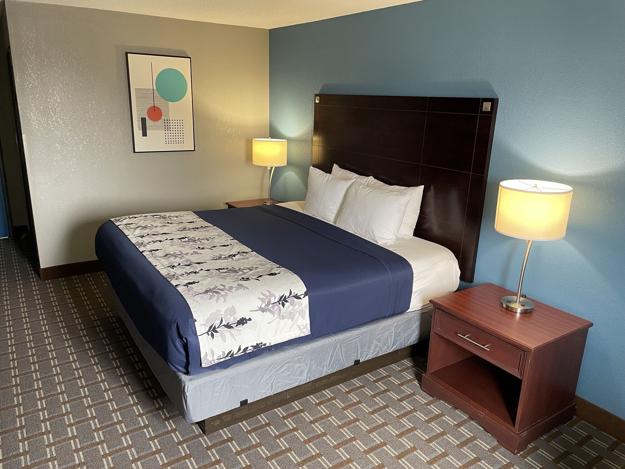 STANDARD, KING BED