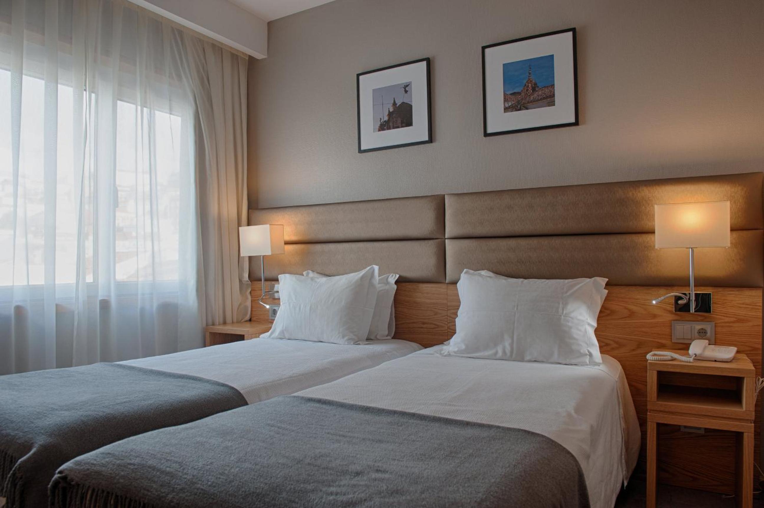 Room, Double or Twin Bed