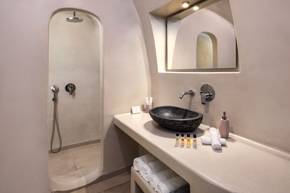 Hill Suites 48/50
