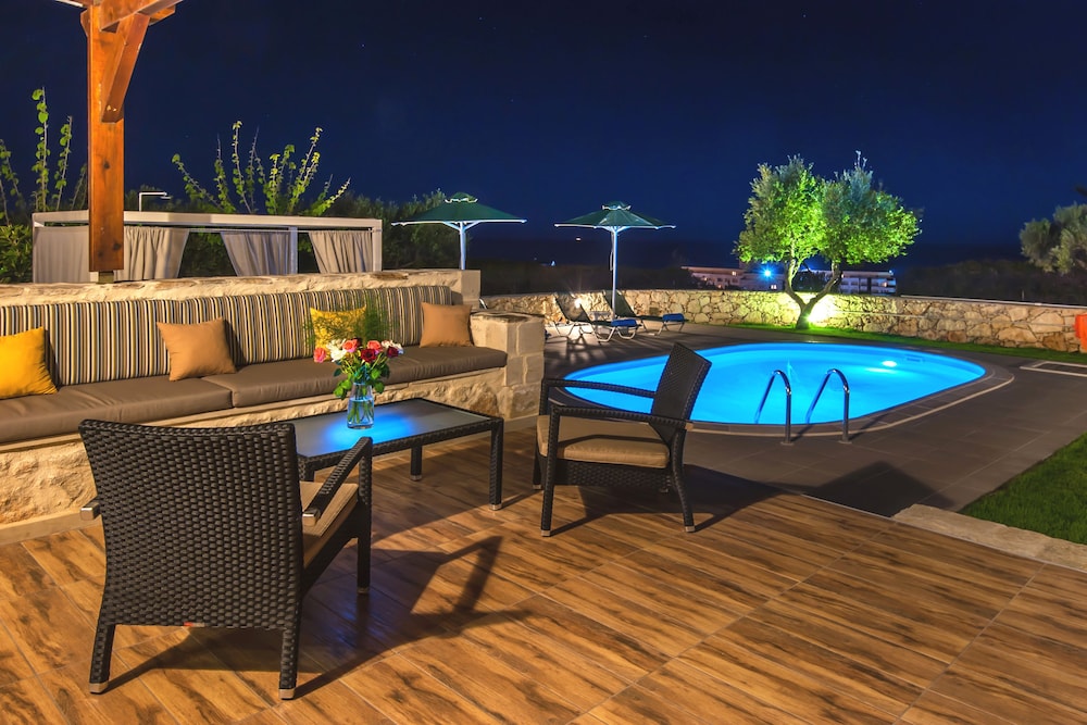 Stavromenos Villas 8/22