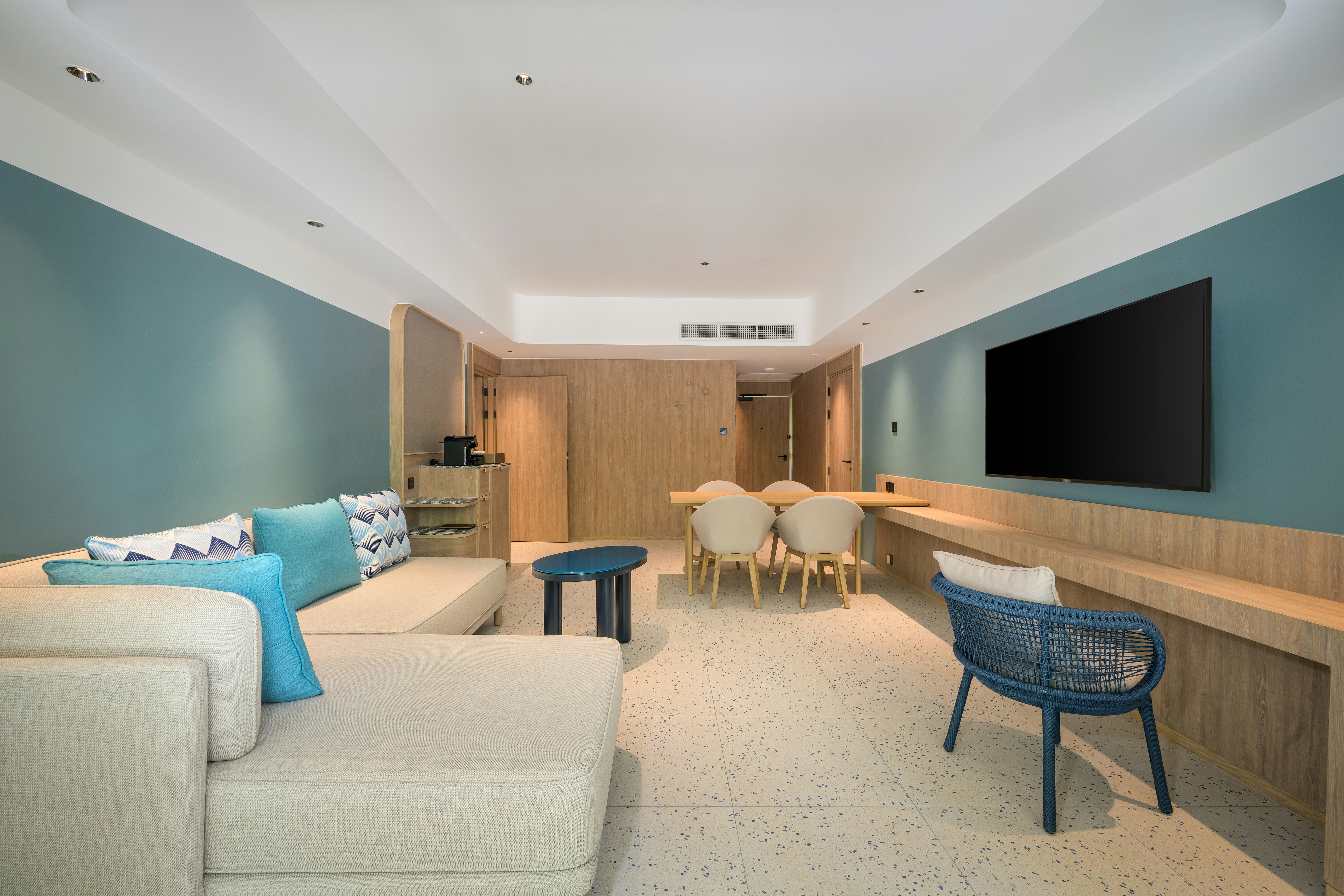 Centara Karon Resort Phuket 69/85