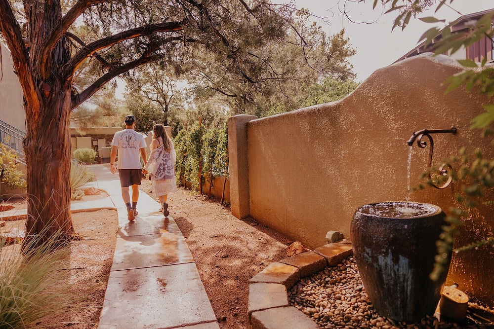 Southwest Inn at Sedona 46/72