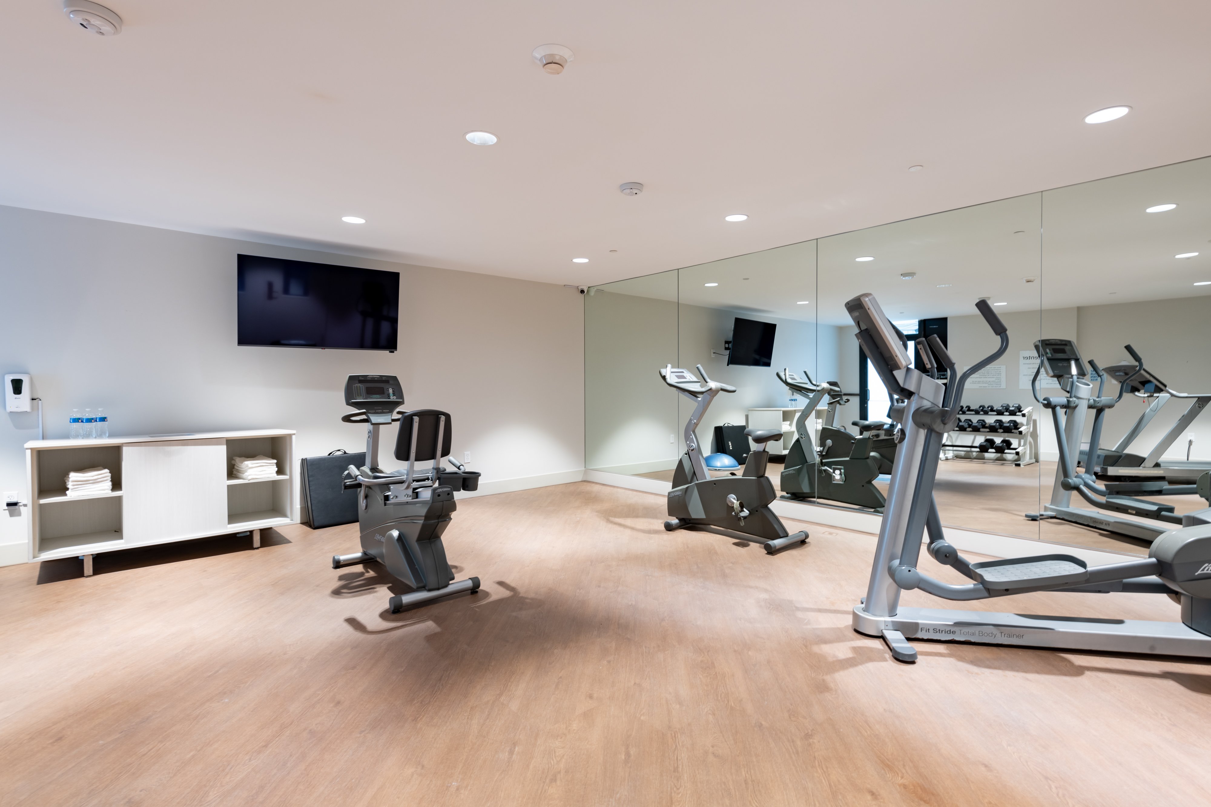 Holiday Inn Express Mill Valley San Francisco Area 66/92